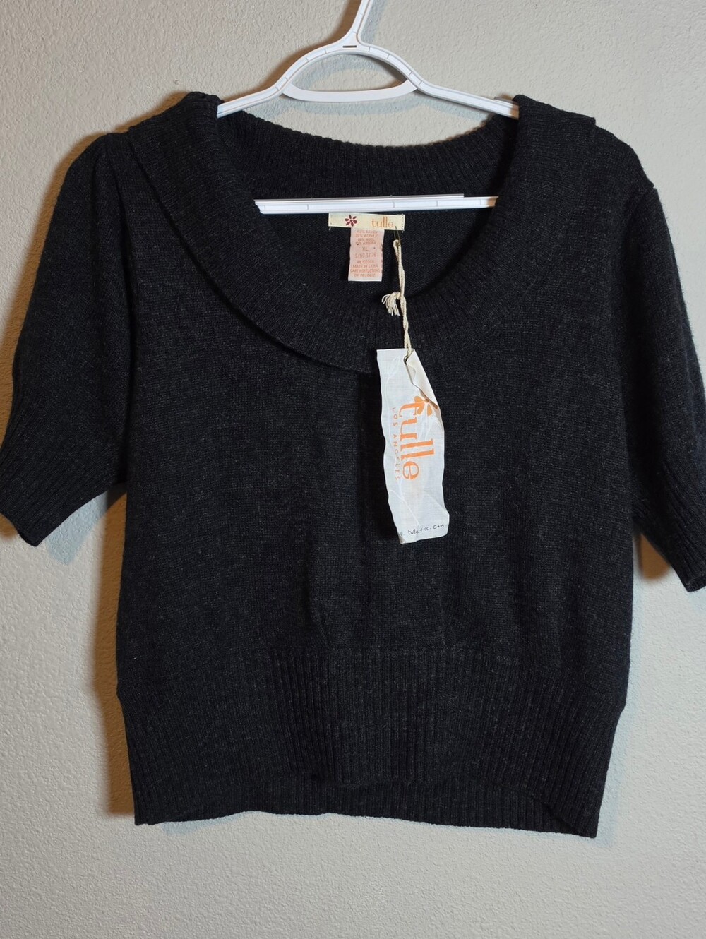 ​NWT Tulle Los Angeles Wool Angora Blend Short Sleeve Sweater Top Dark Gray XL